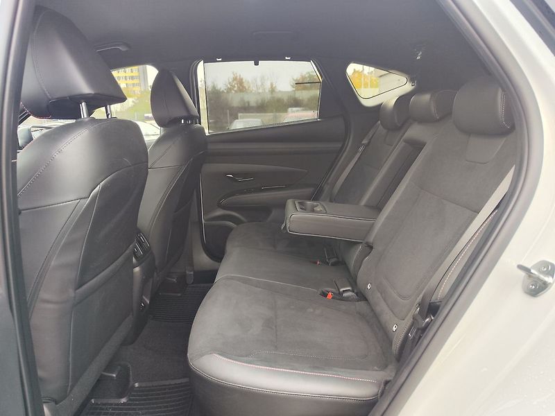 Hyundai Tucson 1.6 T-GDI/118kW N-Line STL DCT - fotka 15 z 38
