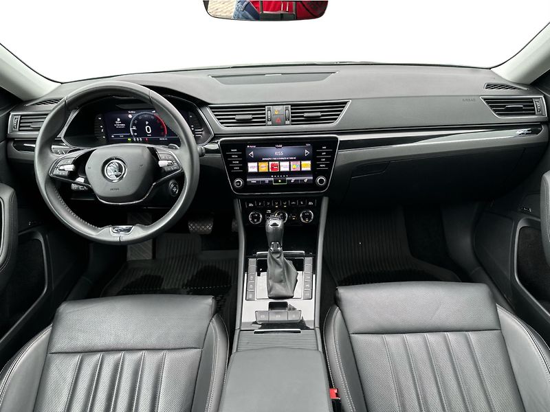 Škoda Superb L&K 2.0 TDI 147kW 4x4 - fotka 10 z 24