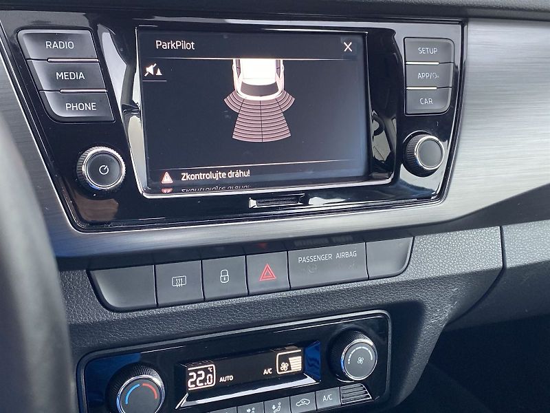 Škoda Fabia (2019) 1.0 TSI Style - fotka 10 z 31