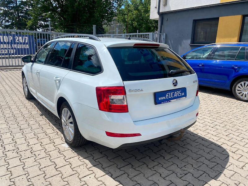 Škoda Octavia (2016) - fotka 3 z 22