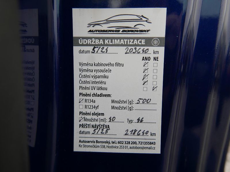 Audi A1 1,4 TFSI S-Line Navi Automat - fotka 21 z 34