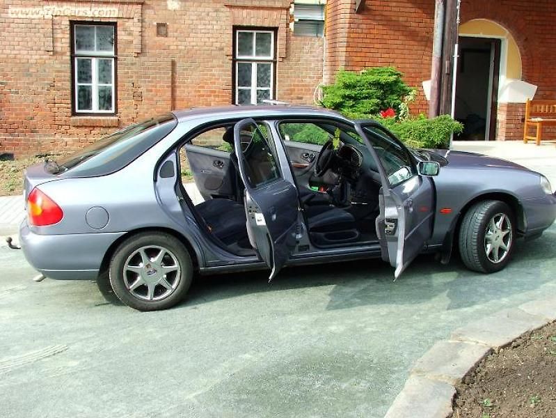 ZKUŠENOSTI UŽIVATELE: Ford Mondeo 2,0i