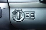 Volkswagen Touran 2,0 TDi,SERV.KN.,CROSS,7 MÍST. - náhled 31