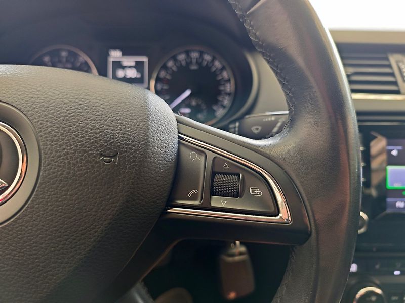 Škoda Octavia (2013) 1.4 TSi Elegance Tempomat - fotka 20 z 42