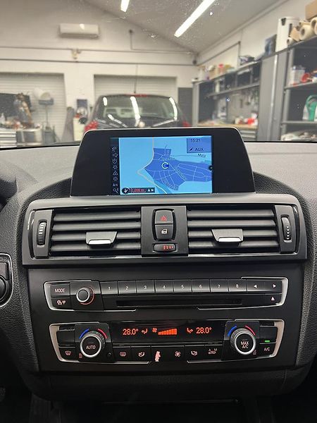 BMW Řada 1 114D SPORT 1.6D 70kW - fotka 12 z 15