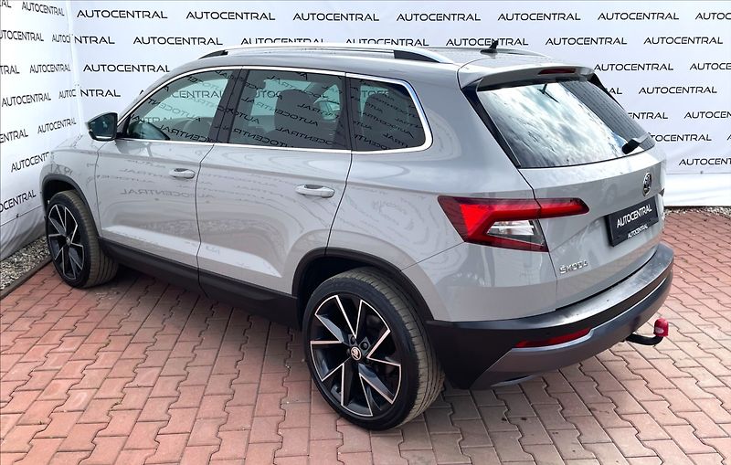 Škoda Karoq 2,0 2,0TDi,110kW,STYLE.,4x4,DS - fotka 7 z 35