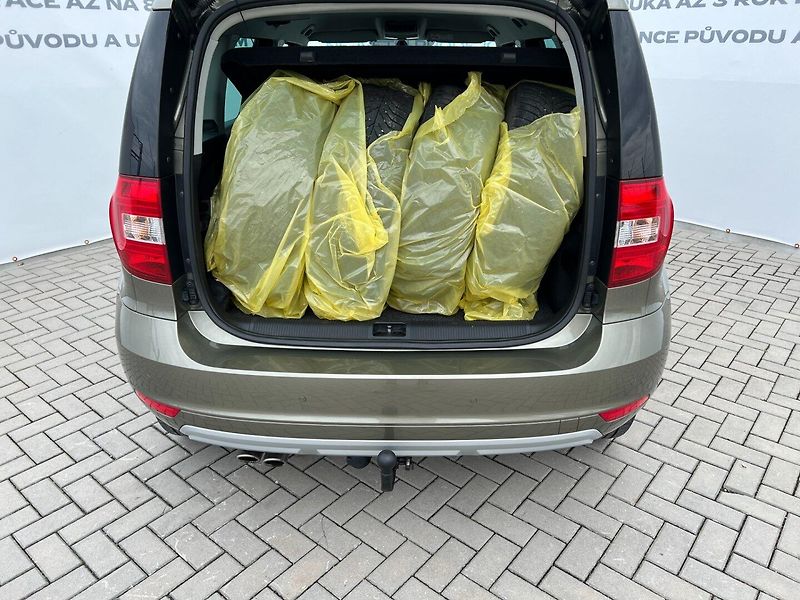 Škoda Yeti (2016) 2.0TDi 110kW 4x4! tažné! Apps! - fotka 9 z 39