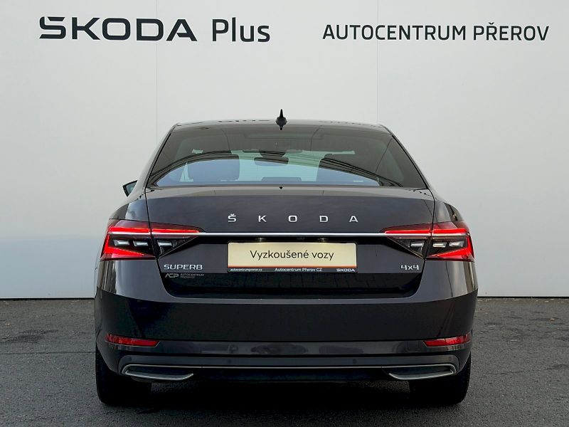 Škoda Superb (2023) 2.0 TDI 147kW 4x4 DSG L&K - fotka 32 z 35