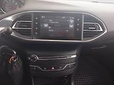 Peugeot 308 (2017) 1.2 PureTech, ČR,1.maj - náhled 12