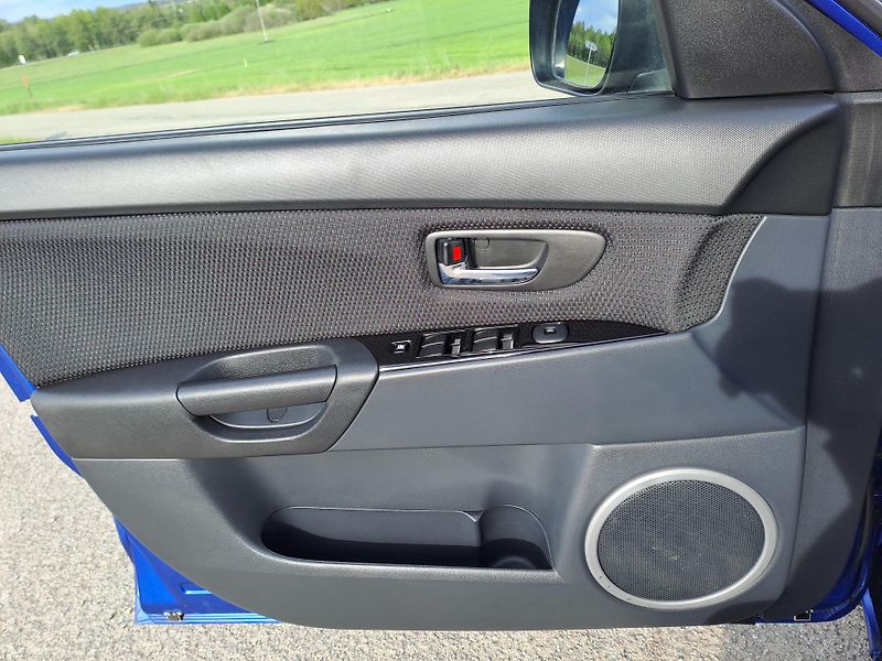 Mazda 3 (2009) 1.4i DOLOŽENÉ KM, 2 x KOLA - fotka 12 z 34