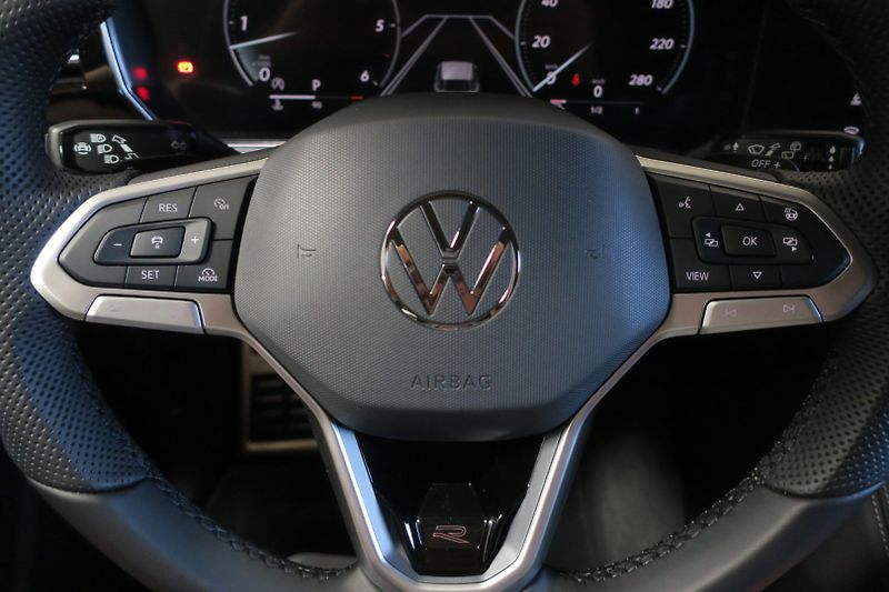 Volkswagen Touareg (2026) NEW Final Edition R Line 210kW - fotka 16 z 50