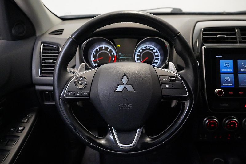 Mitsubishi ASX - fotka 17 z 26