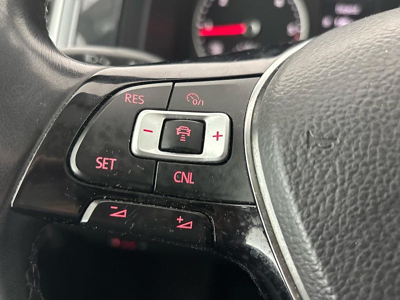 Volkswagen Multivan Comfortline DSG - fotka 22 z 28