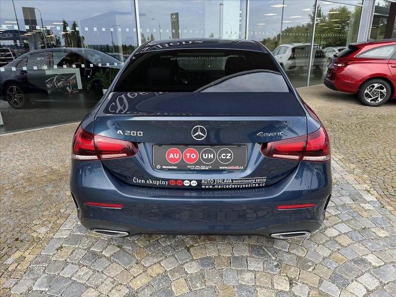 Mercedes-Benz Třídy A A 200 4MATIC L*AMG - fotka 17 z 22