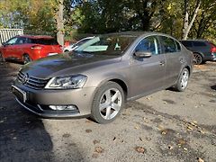 Volkswagen Passat 2,0 TSI HIGHLINE,SERVISKA - fotografie inzerátu