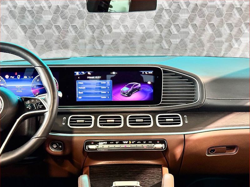 Mercedes-Benz GLE (2024) 450 d 4MATIC - fotka 17 z 22