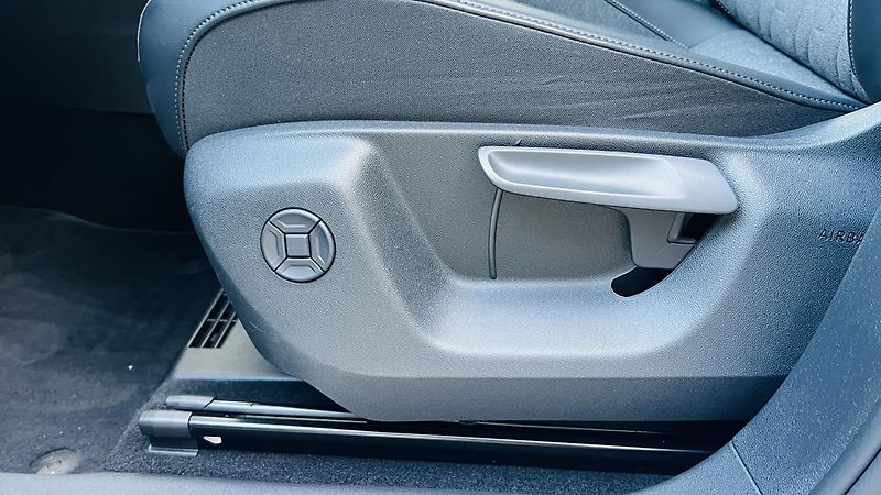 Volkswagen Tayron (2026) 1.5 eTSI 110 kW DSG7 7míst  - fotka 10 z 50
