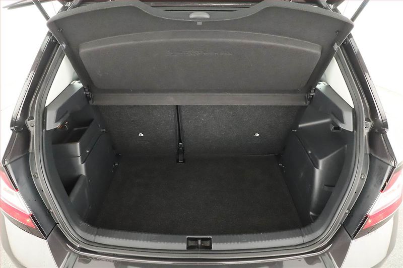 Škoda Fabia (2017) Style 1.0 TSI, Automat, ČR - fotka 17 z 18