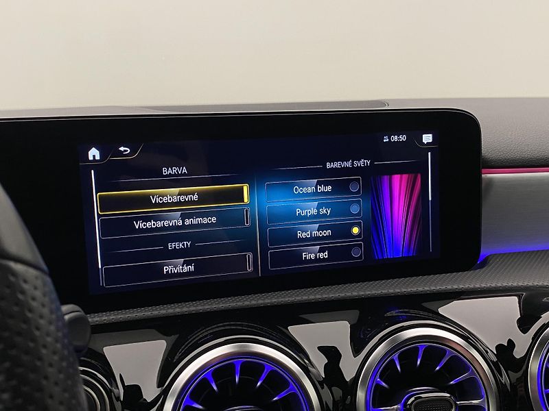 Mercedes-Benz Třídy A A200 AMG 120kW AUT - fotka 42 z 51