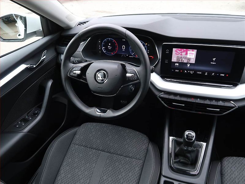 Škoda Octavia (2023) Style 2.0 TDI, ČR,1.maj - fotka 7 z 19