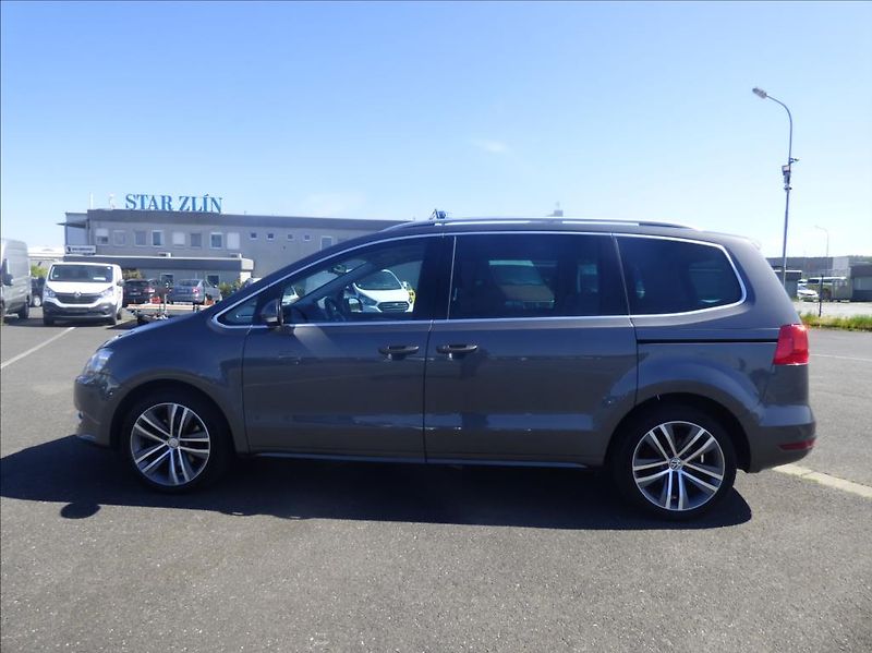 Volkswagen Sharan 2,0 TDI,Digi Klima,Navigace  H - fotka 8 z 67