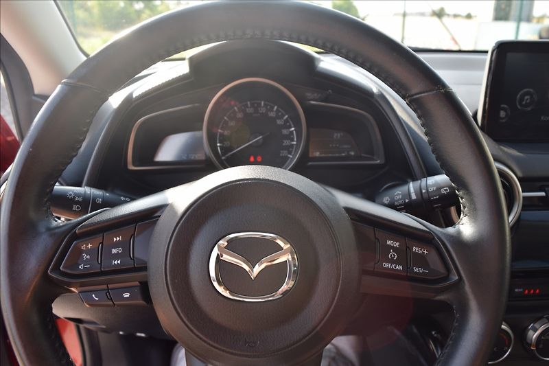 Mazda 2 1,5 i 66KW NÍZKÉ KM NOVÁ STK - fotka 39 z 49