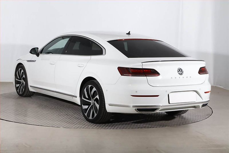Volkswagen Arteon (2018) R-line 2.0 TDI - fotka 4 z 30