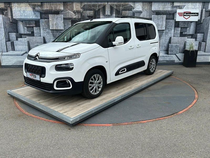 Citroën Berlingo (2019) 1.2i, 81KW, TEMPOMAT - fotka 3 z 24