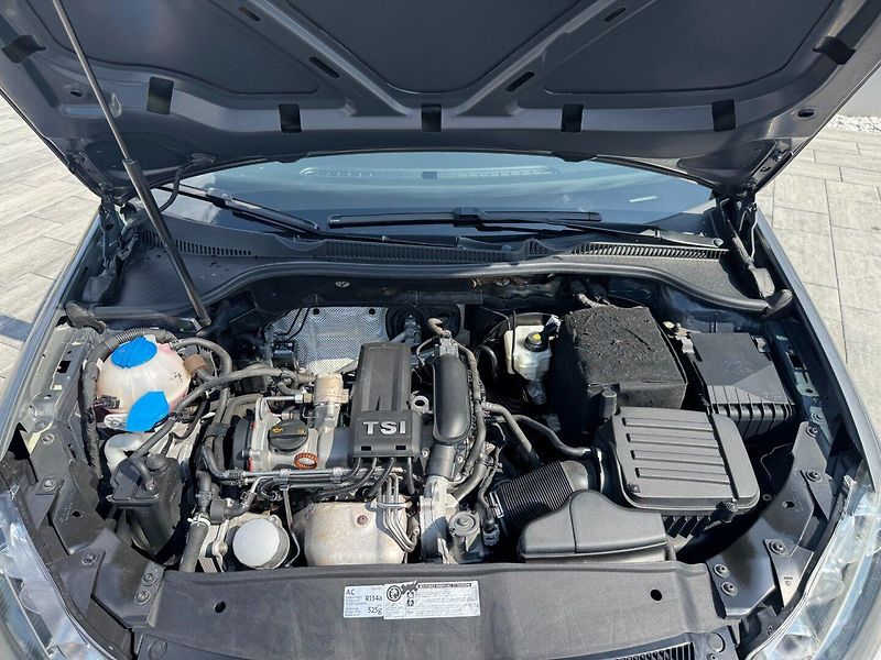Volkswagen Golf (2012) MATCH 1.2 TSI 63kW - fotka 31 z 43