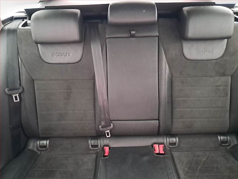 Škoda Octavia (2015) Scout 2.0 TDI, 4X4, Automat - fotka 10 z 20