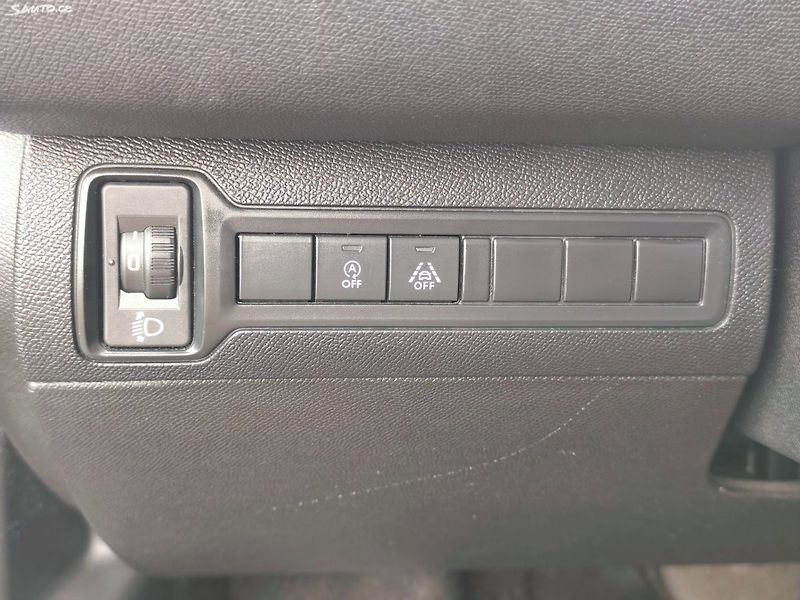 Peugeot 308 (2018) - fotka 22 z 44