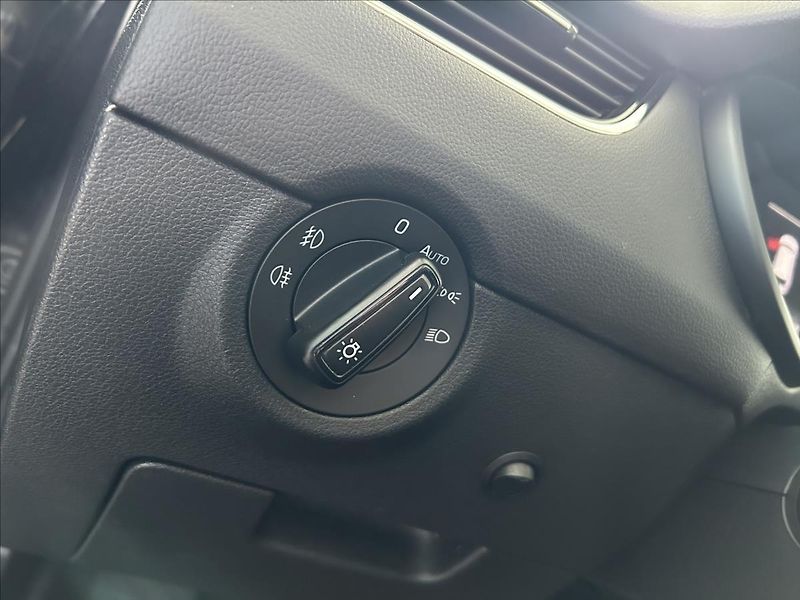 Škoda Octavia 2,0   TDI 110kW,ELEGANCE,ČR - fotka 12 z 27
