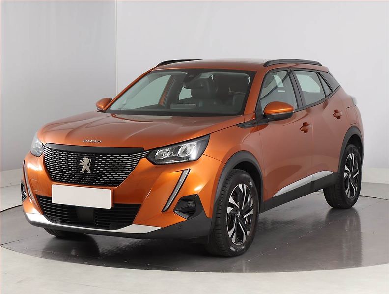 Peugeot 2008 (2020) 1.5 BlueHDi, Serv.kniha, Kůže - fotka 2 z 21