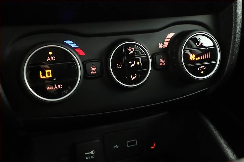 Fiat Tipo (2019) 1.6 MultiJet, Automat - fotka 15 z 20