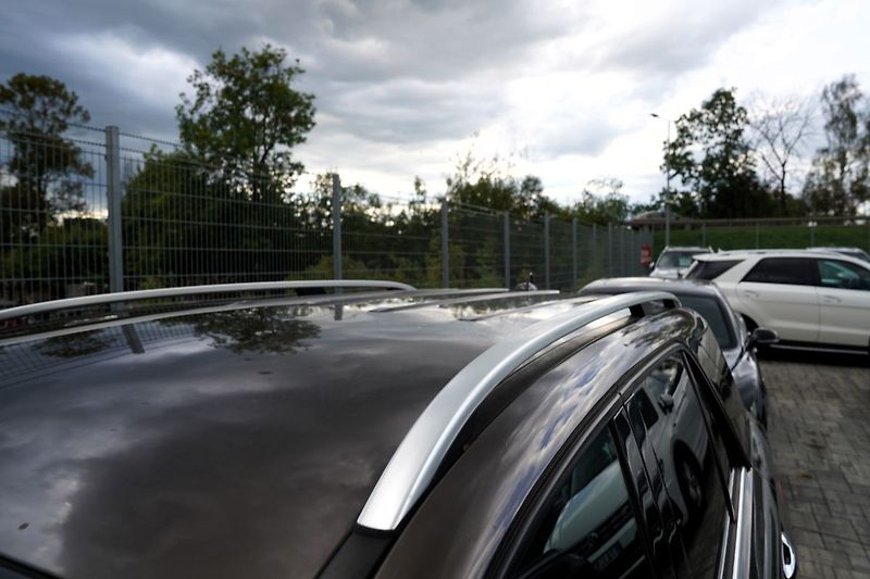 Mercedes-Benz Třídy M ML 350i AMG 4Matic/Motor klepe - fotka 7 z 29