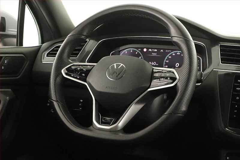Volkswagen Tiguan Allspace (2022) R-Line 2.0 TSI - fotka 8 z 17