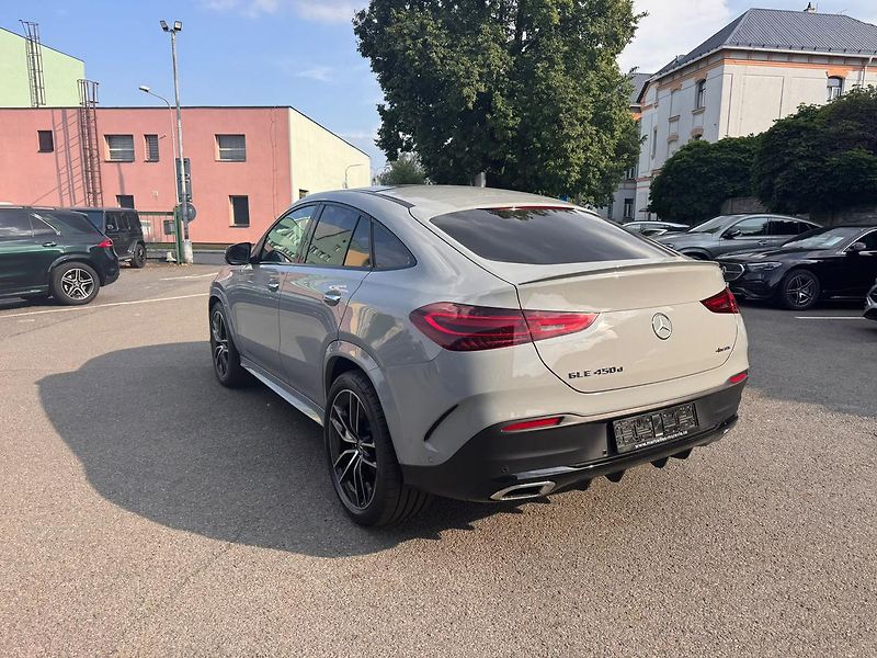 Mercedes-Benz GLE (2026) 450 d 4MATIC kupé - fotka 5 z 29