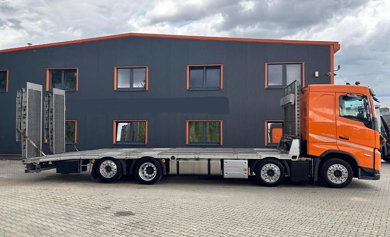 Volvo FH (2022) 500 8x2 odtahovka EURO 6 - fotka 3 z 21