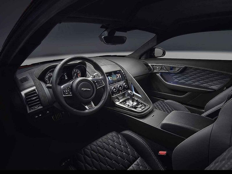 Jaguar F-Type.
