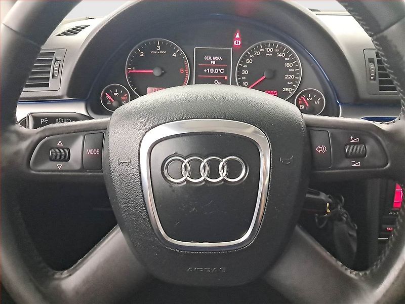 Audi A4 (2007) 2.0 TDI, 4X4, Tempomat - fotka 15 z 19