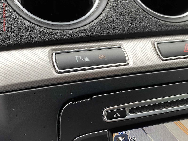 Ford Galaxy (2013) 2.0 TDCi, Champions, navi - fotka 17 z 19