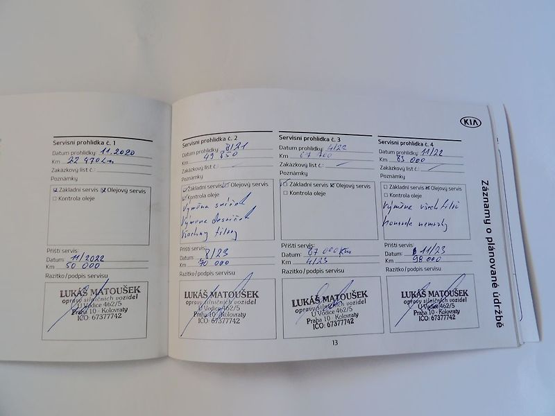 Kia Sportage 1.6GDi 97kW ČR Navi Kamera DPH - fotka 31 z 34
