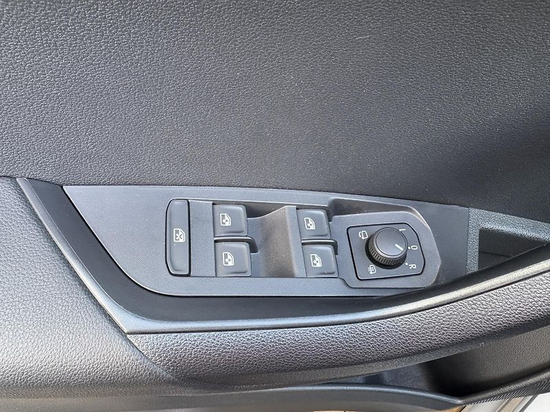 Škoda Karoq (2022) 2.0TSi 140kW 4x4SPORTLINE      - fotka 16 z 45