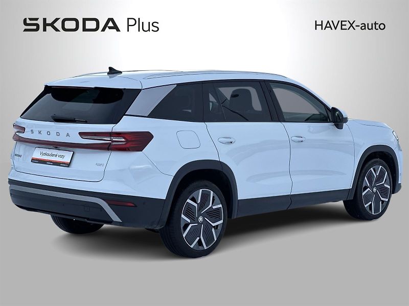 Škoda Kodiaq (2024) 2.0 TDI 4x4 DSG Exclusive Sele - fotka 2 z 41