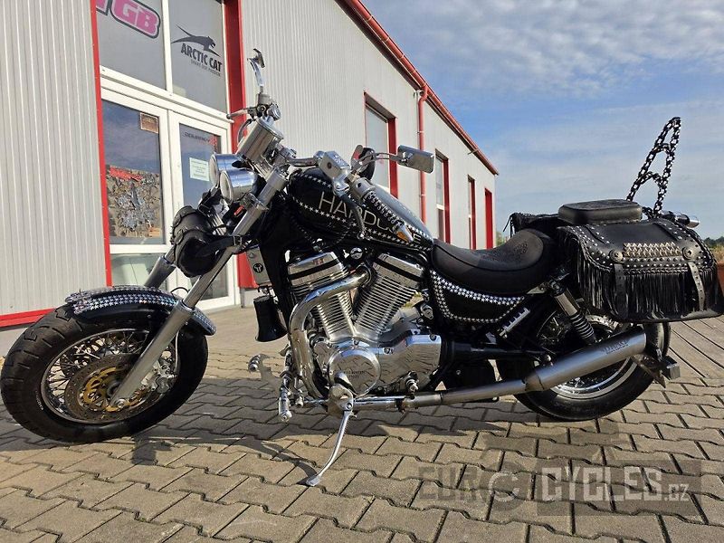 Suzuki VS 1400 GLP Intruder (1991) - fotka 12 z 15