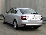 Škoda Octavia (2017) 1.6 TDi, 2.maj,ČR, AC - náhled 6