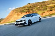 Astra Sports tourer má o 75 koní méně