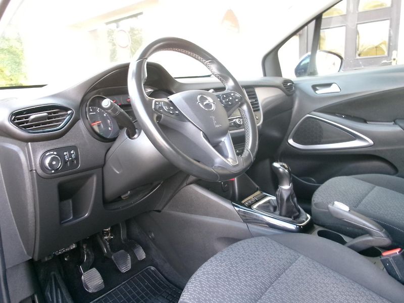 Opel Crossland X (2018) 1,2 PT DOHC KLIMA - fotka 26 z 31