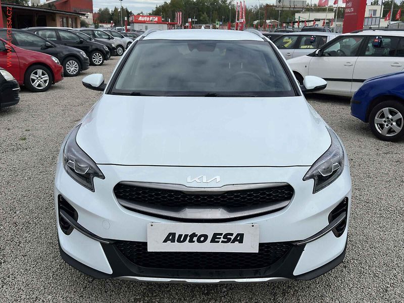Kia XCeed (2021) 1.5 T-GDi, ČR, servis.kniha. - fotka 2 z 23