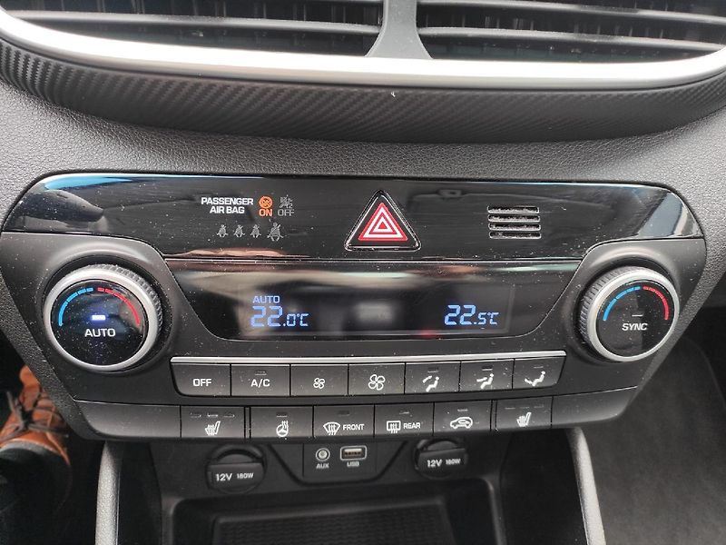 Hyundai Tucson (2019) 1.6 GDI 177k MAN6 TZ, zimáky - fotka 16 z 35